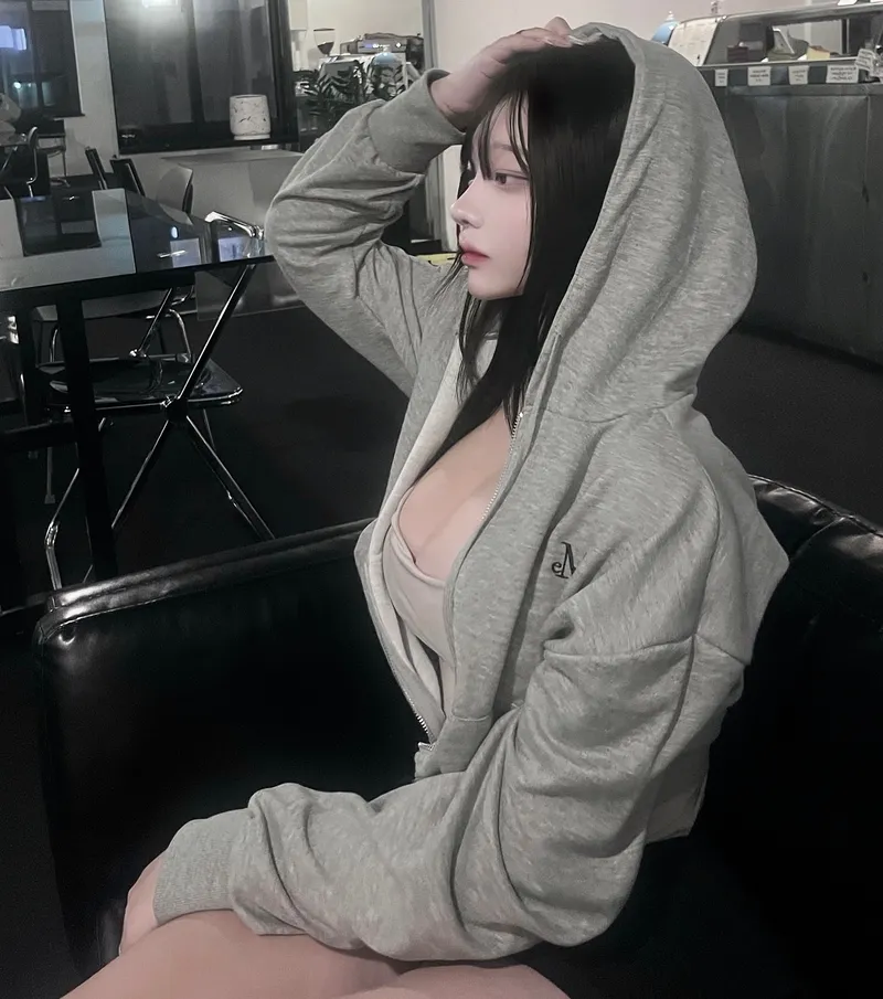 instagram网红：이수빈 (@xxaxix_)-56P-Cool享博客